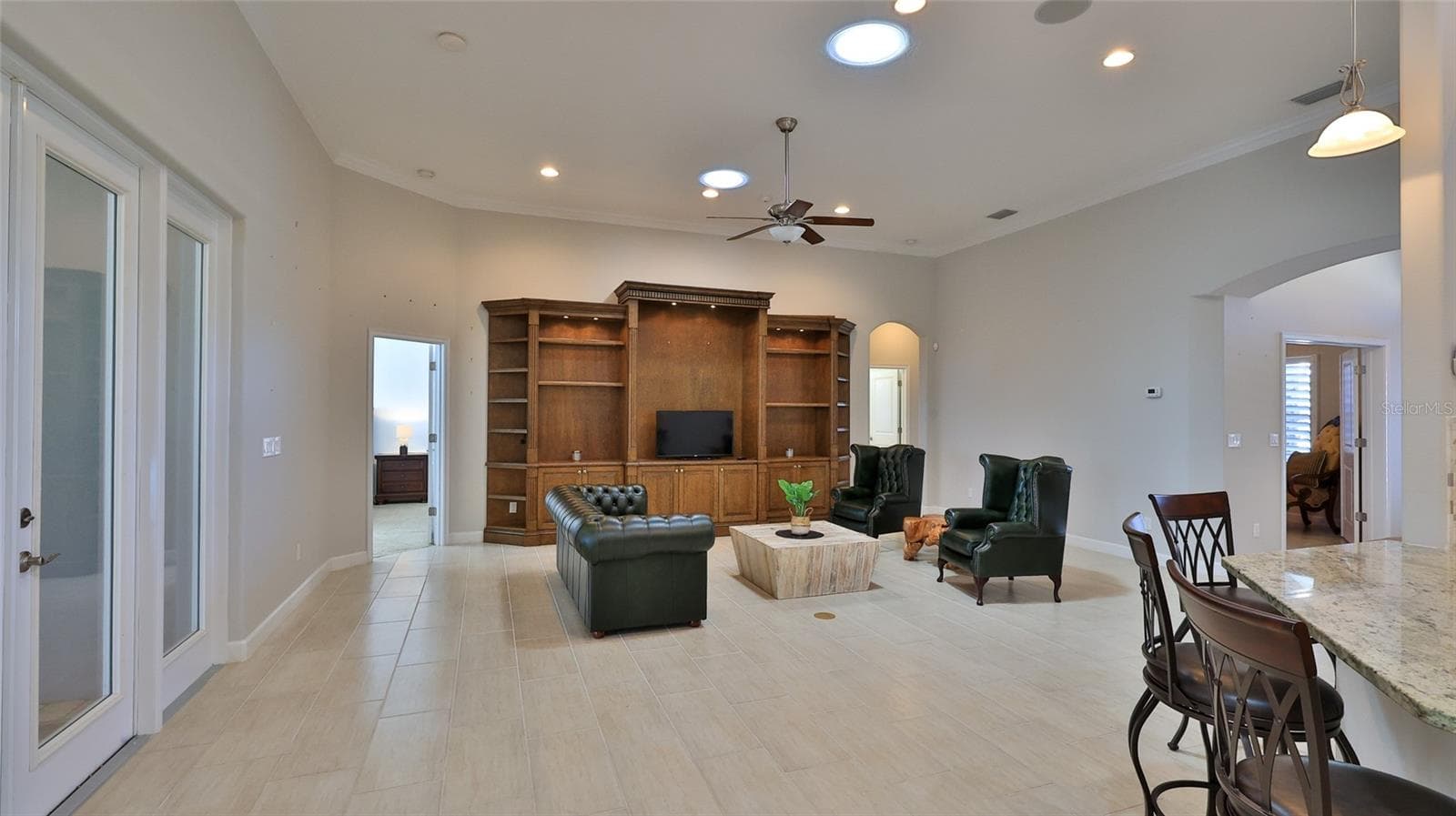 2904 PALMA LANE — photo 12 of 62