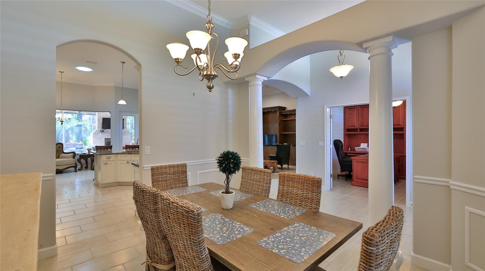 2904 PALMA LANE — photo 8 of 62