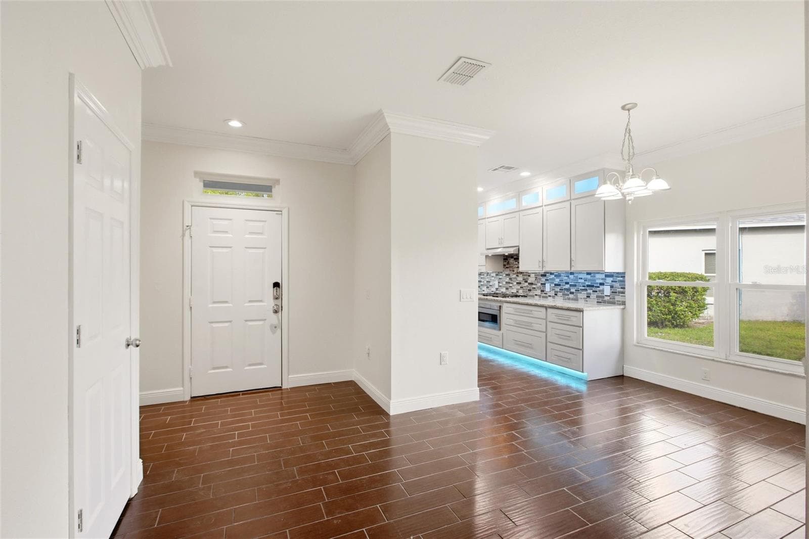 12347 HOLLYBUSH TERRACE — photo 3 of 51