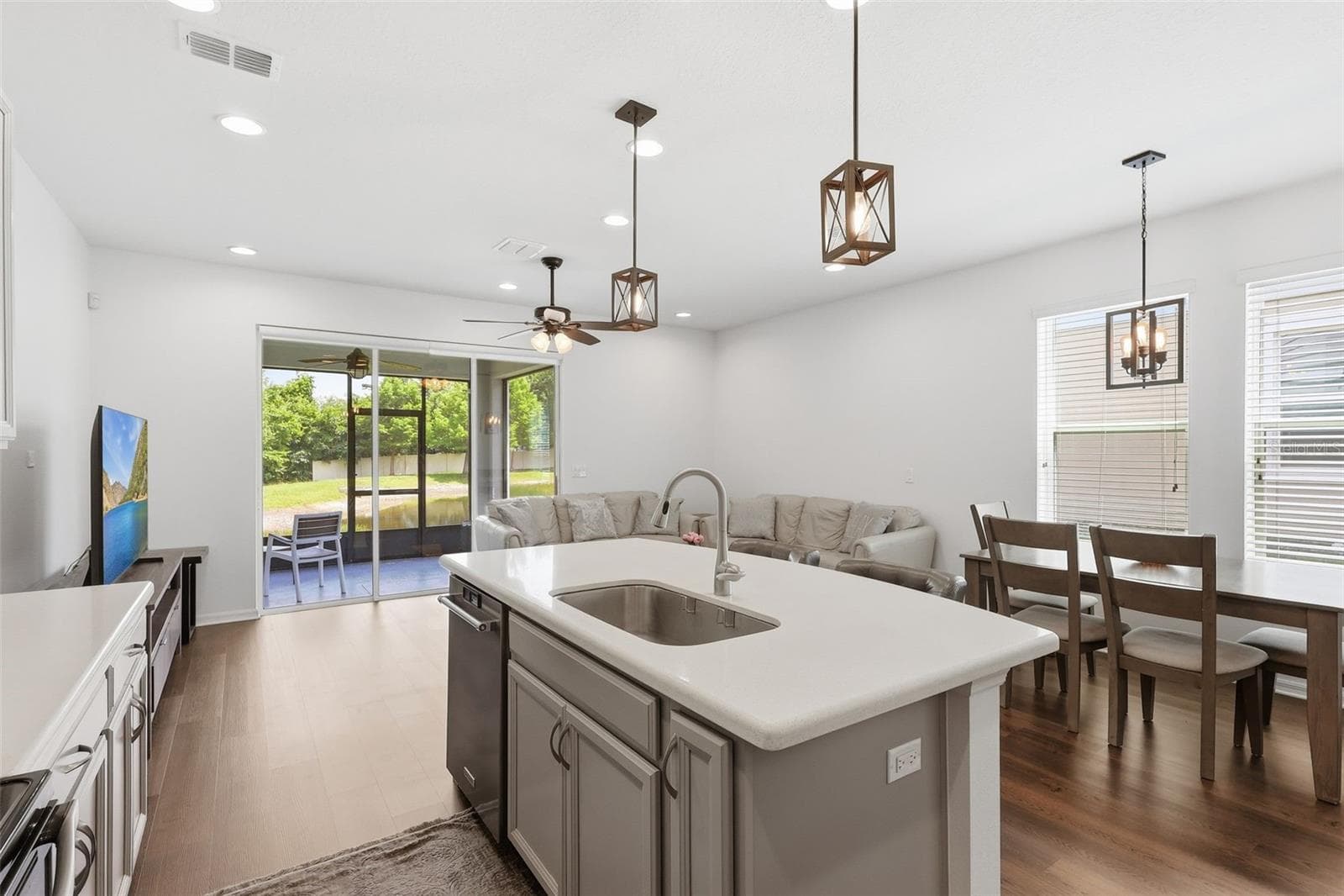 141 MITCHELL CREEK WAY — photo 3 of 47