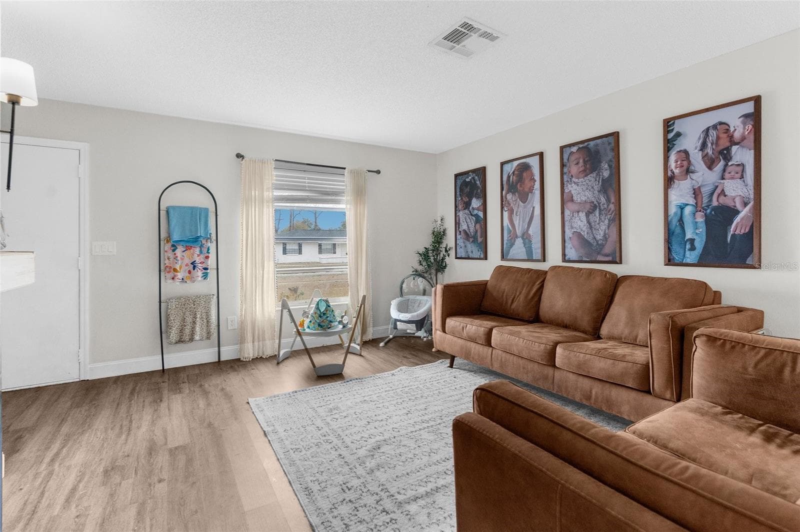 4666 KIRKLAND AVENUE — photo 3 of 24