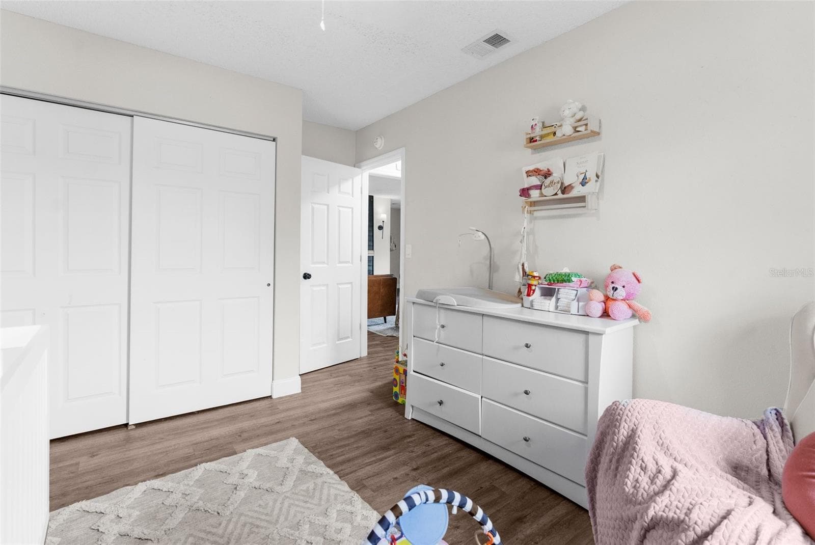 4666 KIRKLAND AVENUE — photo 17 of 24
