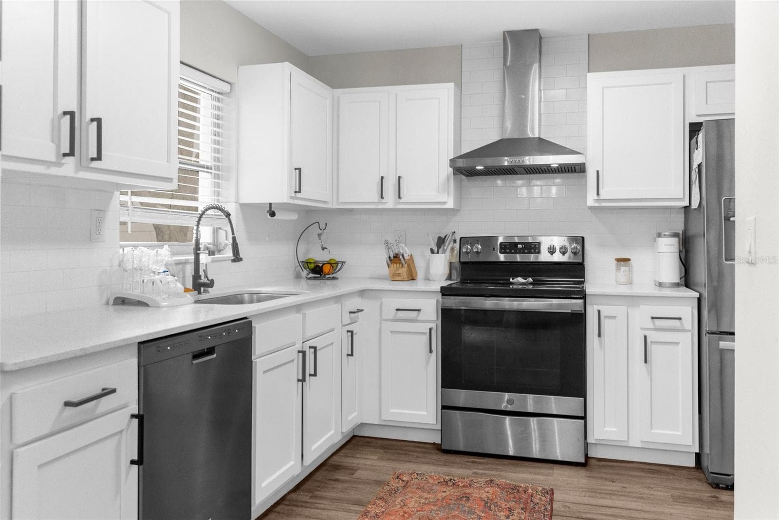 4666 KIRKLAND AVENUE — photo 9 of 24