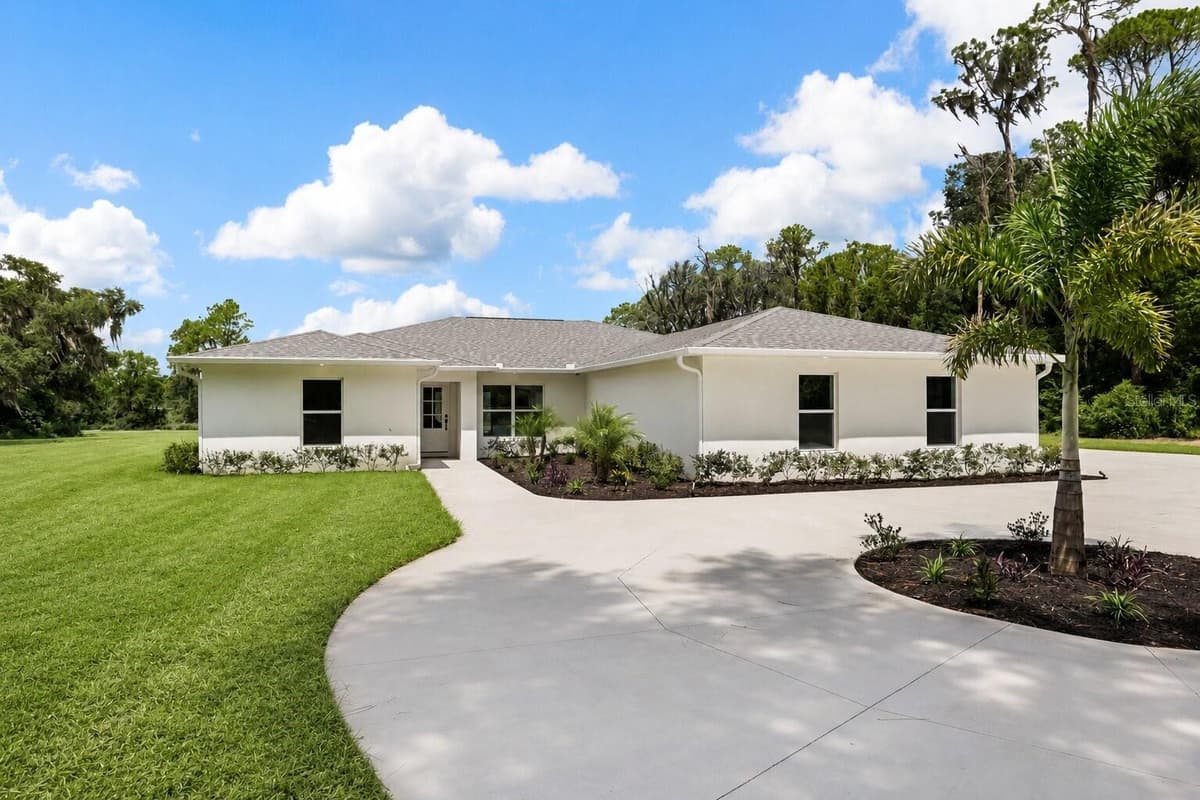 39251 COUNTY ROAD 439 — photo 1 of 40