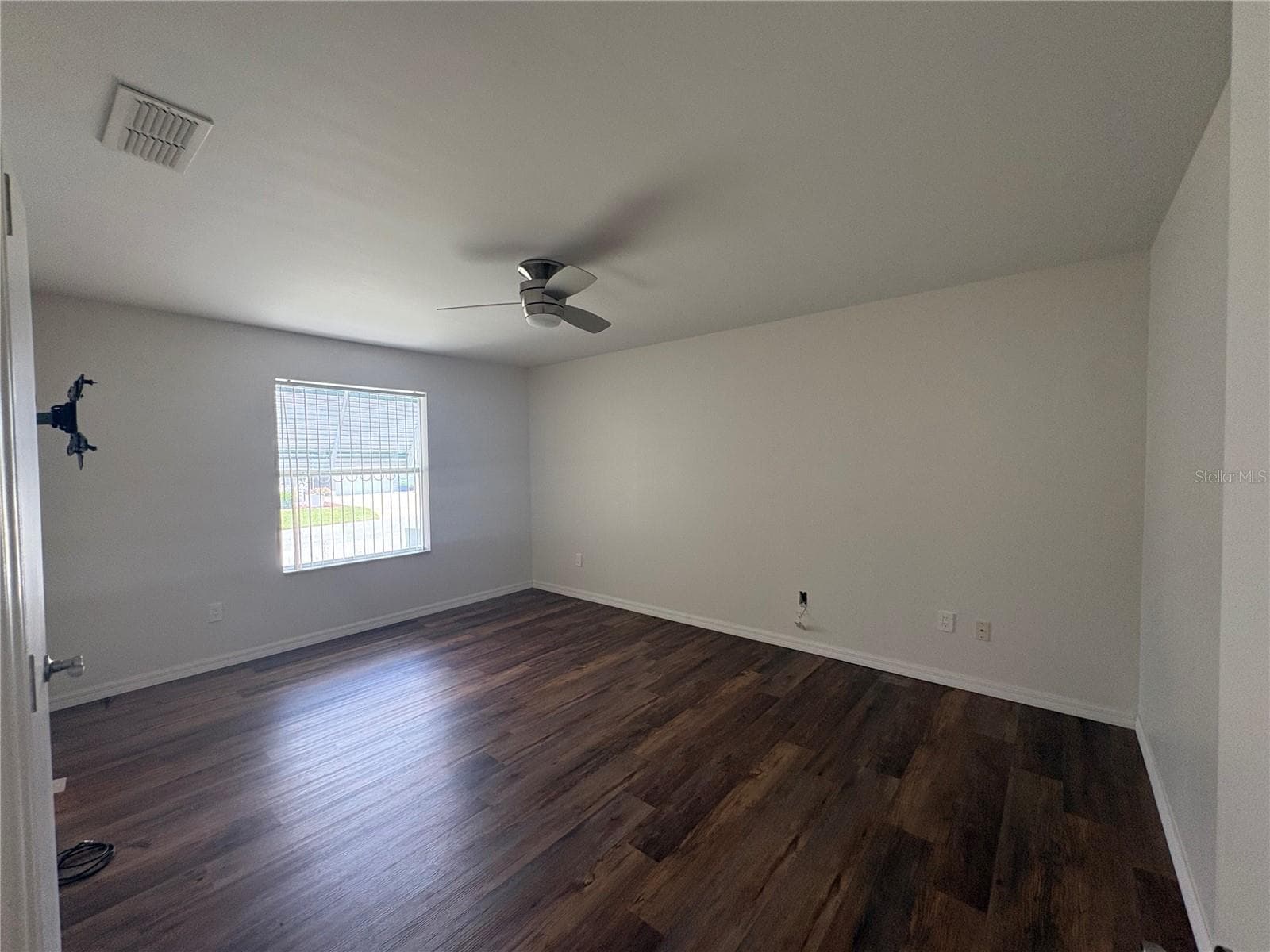 731 DUMAS STREET — photo 15 of 18