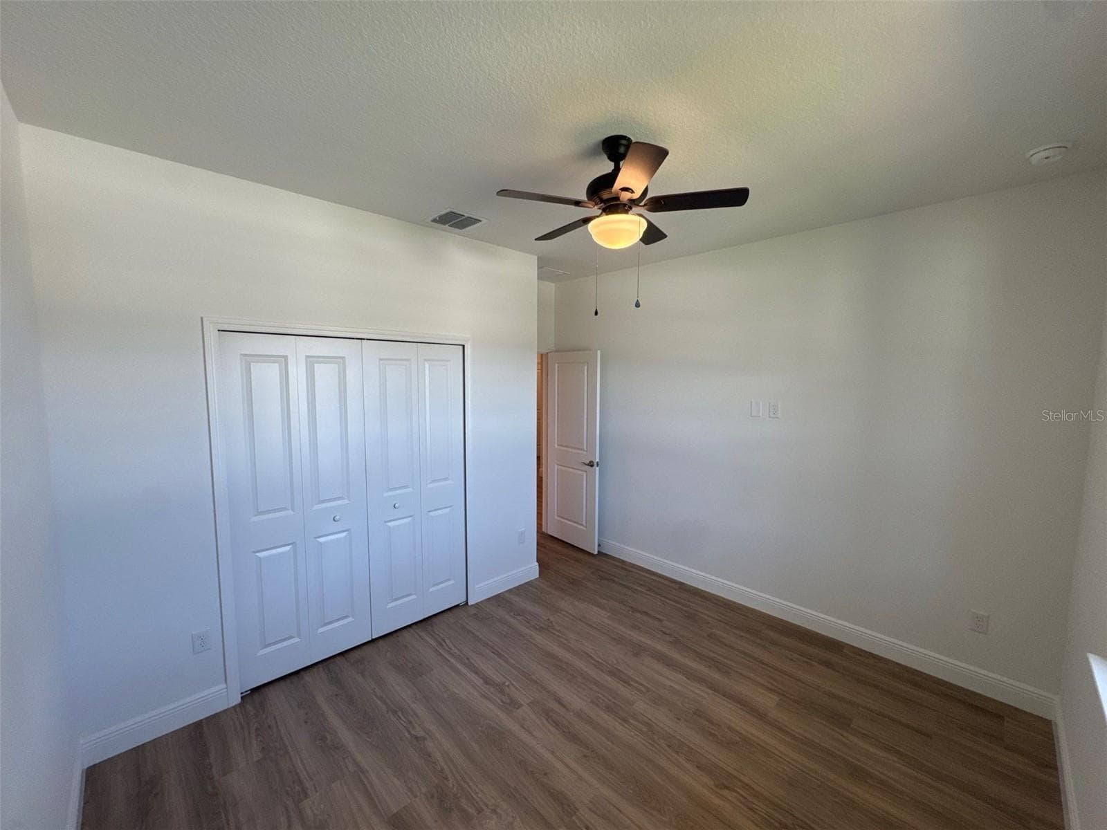 525 ELLIE COURT — photo 16 of 21