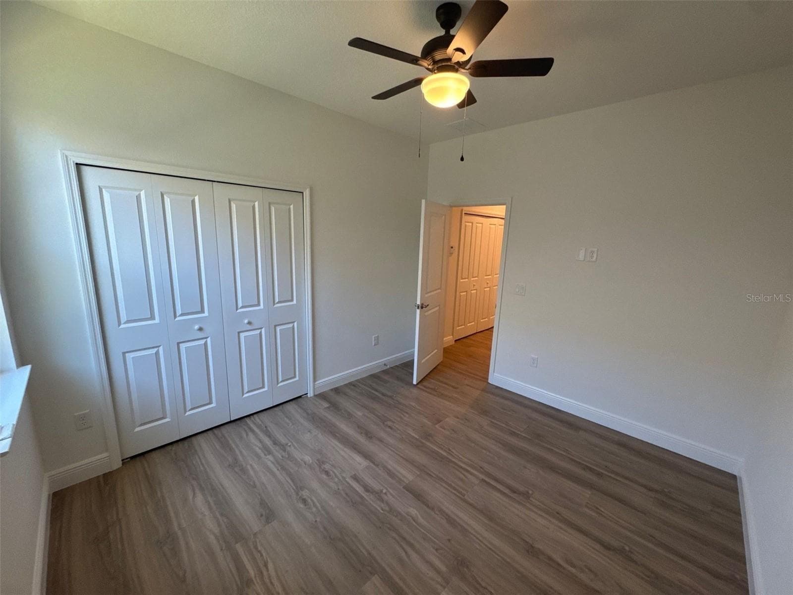 525 ELLIE COURT — photo 20 of 21