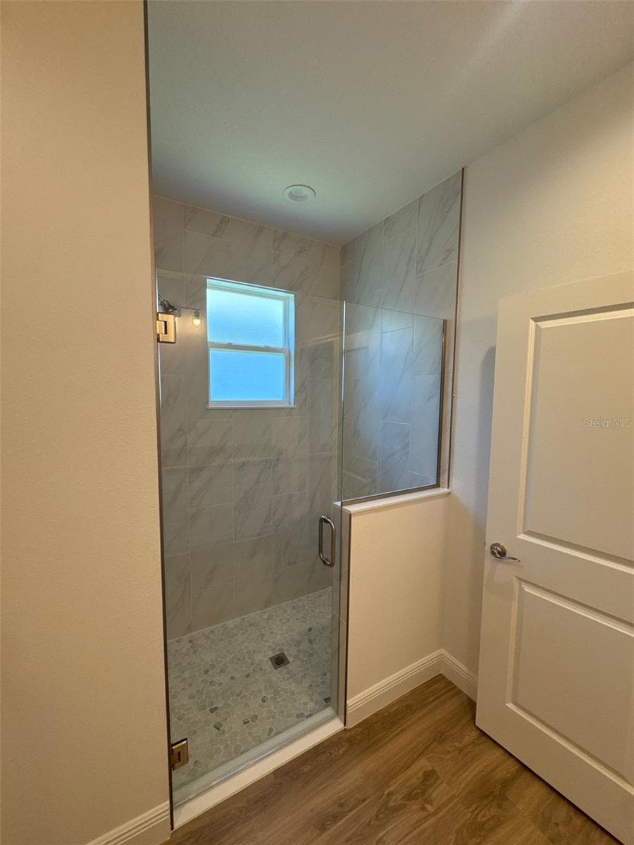 525 ELLIE COURT — photo 19 of 21