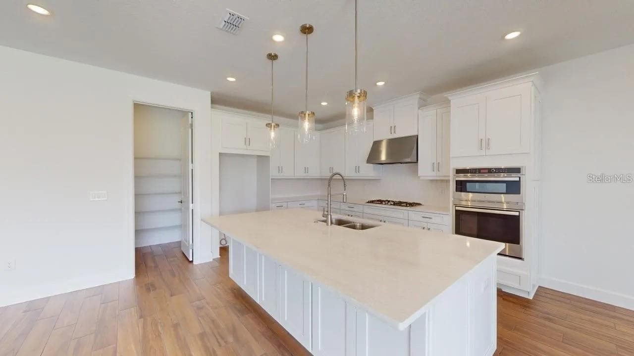 4911 CASERTA COURT — photo 2 of 15