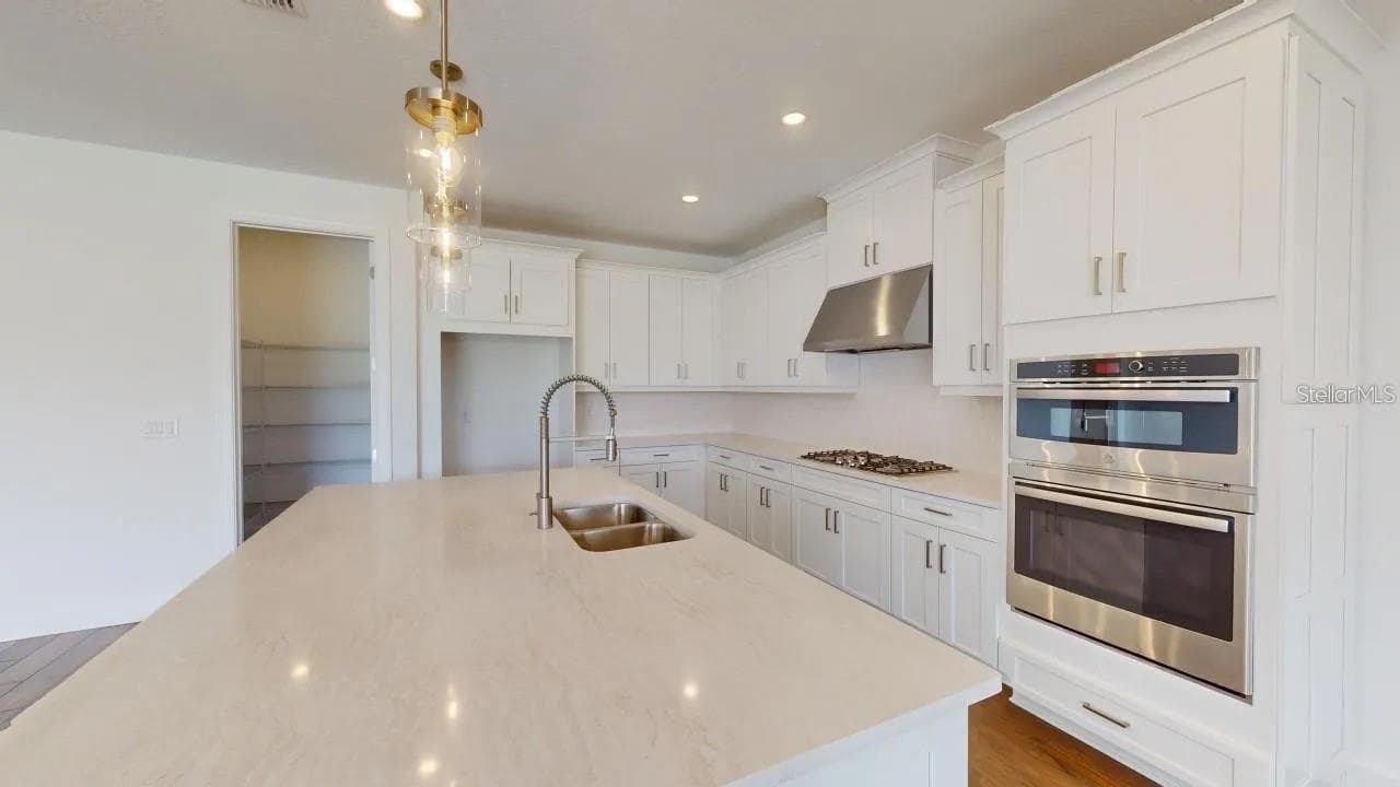 4911 CASERTA COURT — photo 3 of 15
