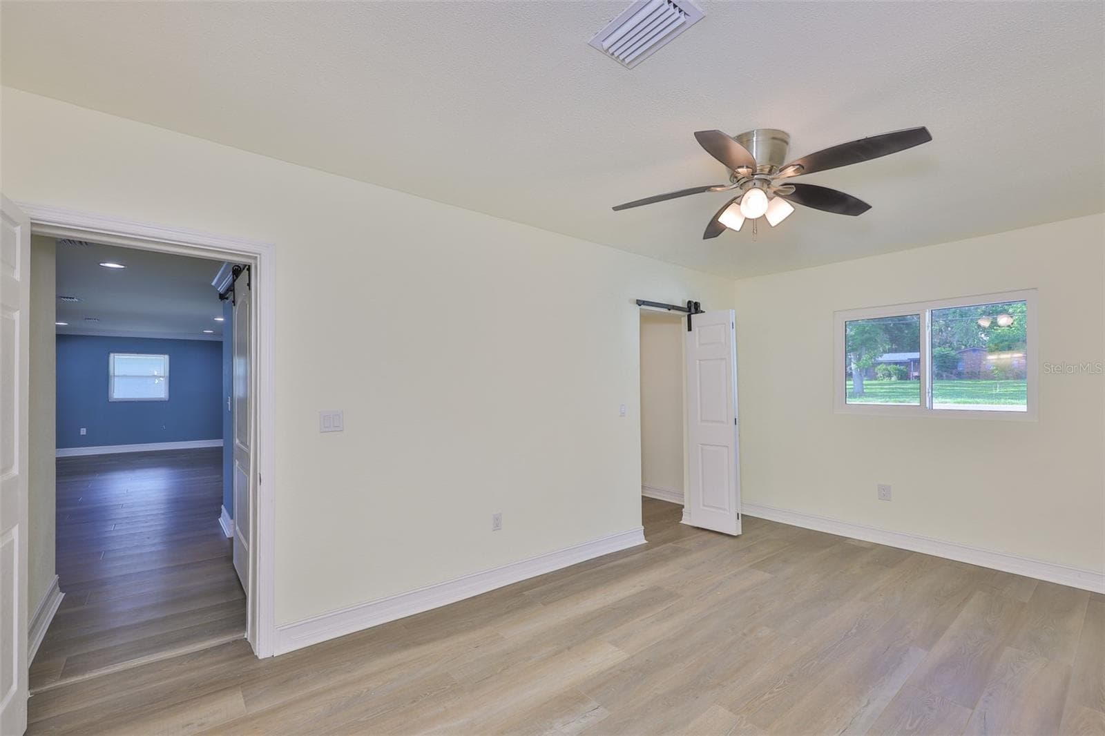 10922 PARK DRIVE — photo 11 of 53