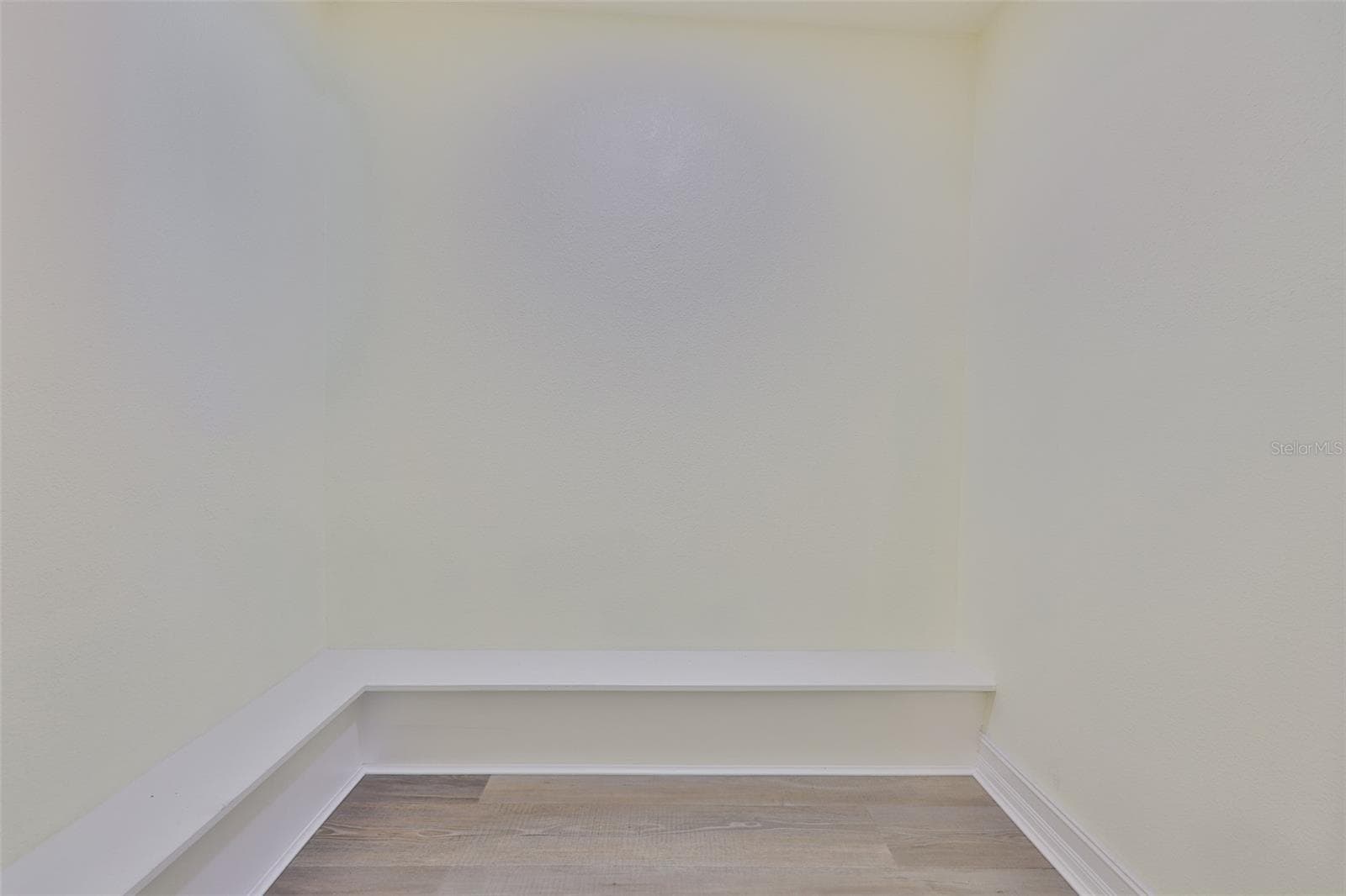 10922 PARK DRIVE — photo 14 of 53