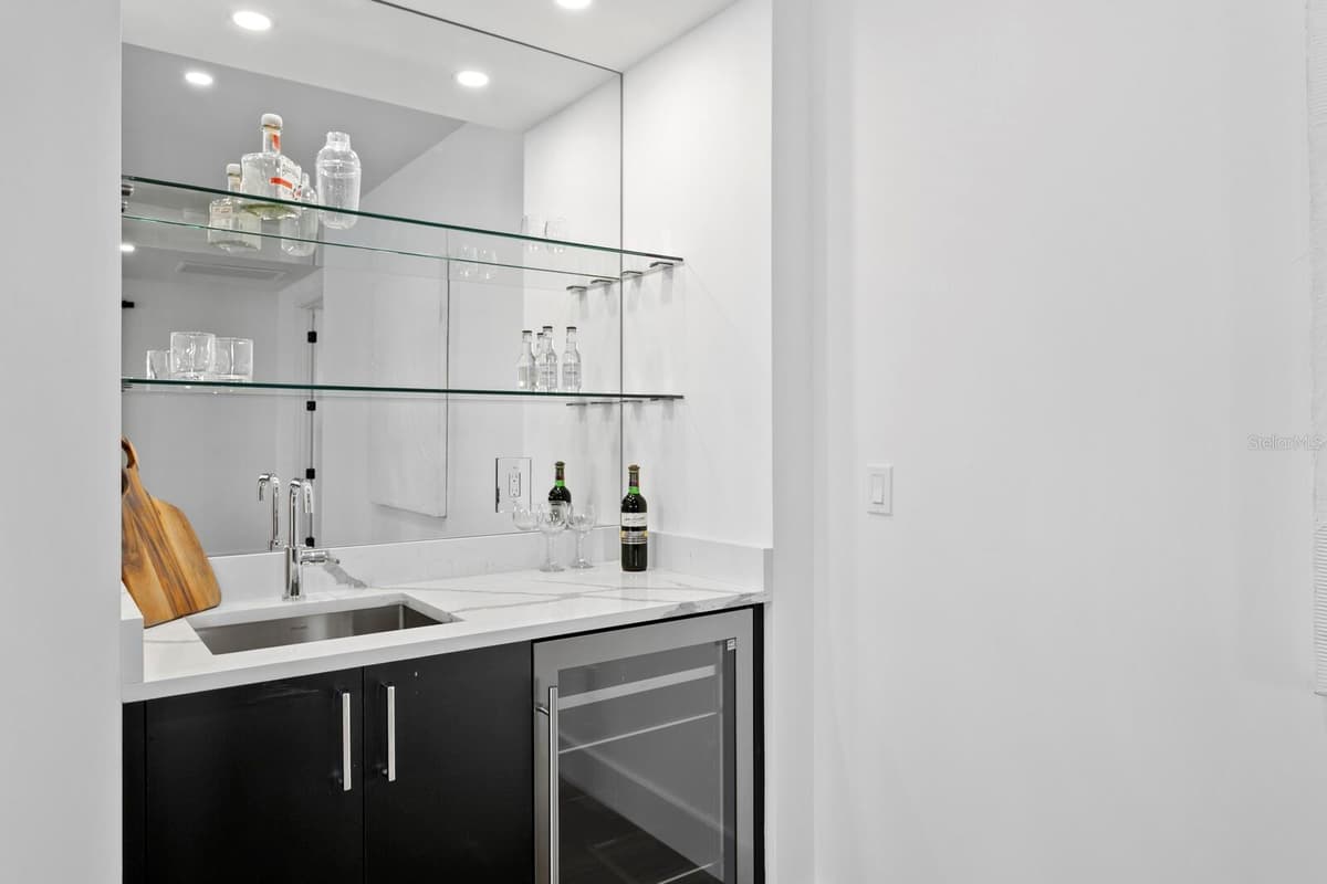 5023 DANTE AVENUE — photo 66 of 100
