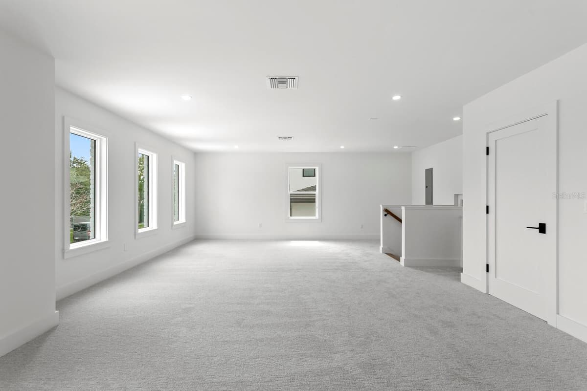5023 DANTE AVENUE — photo 78 of 100