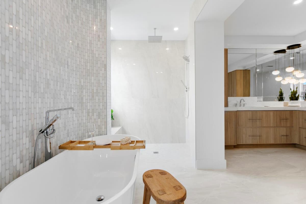 5023 DANTE AVENUE — photo 49 of 100
