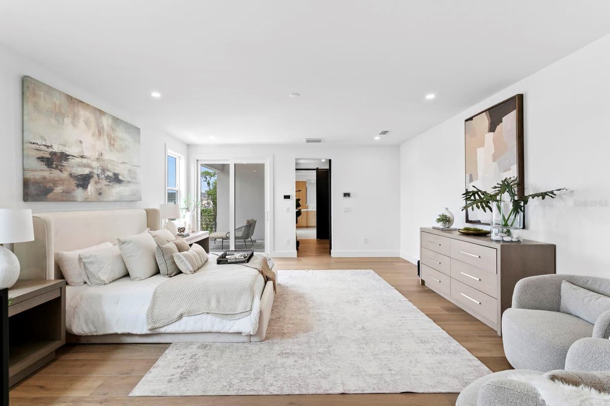 5023 DANTE AVENUE — photo 43 of 100