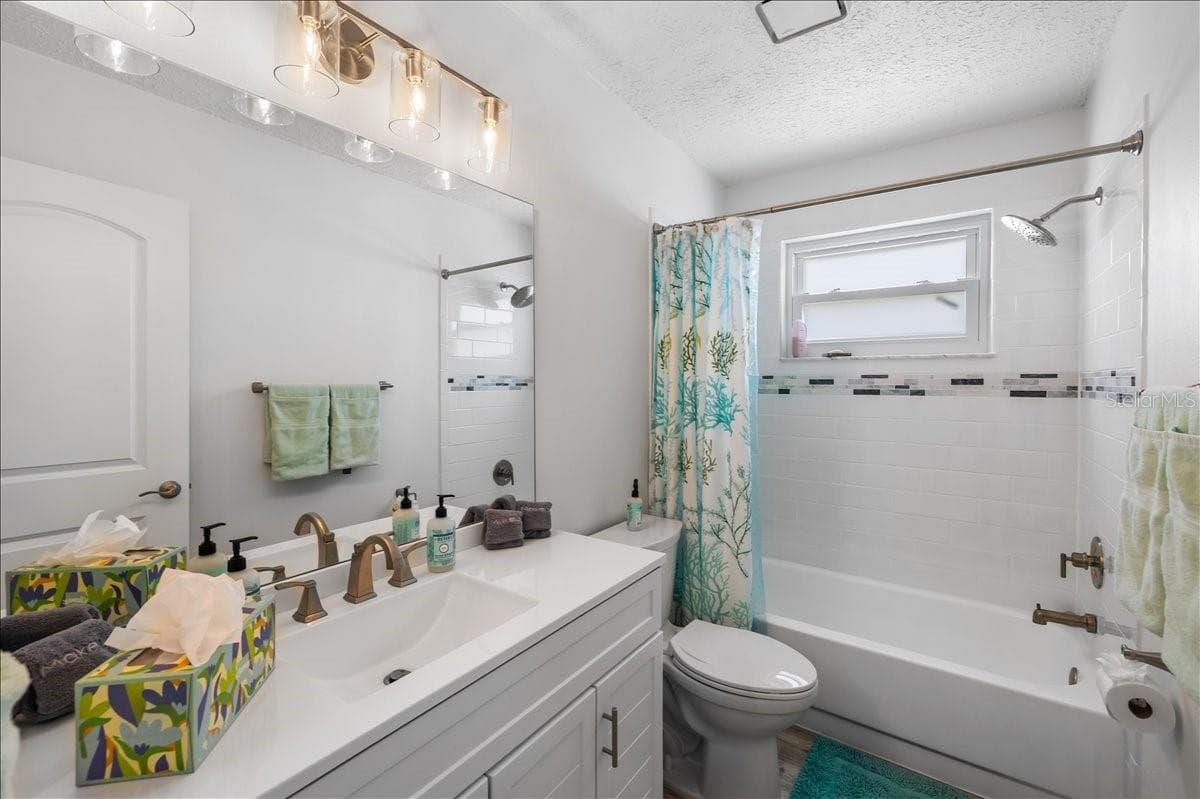 4168 ORCHID DRIVE — photo 18 of 46