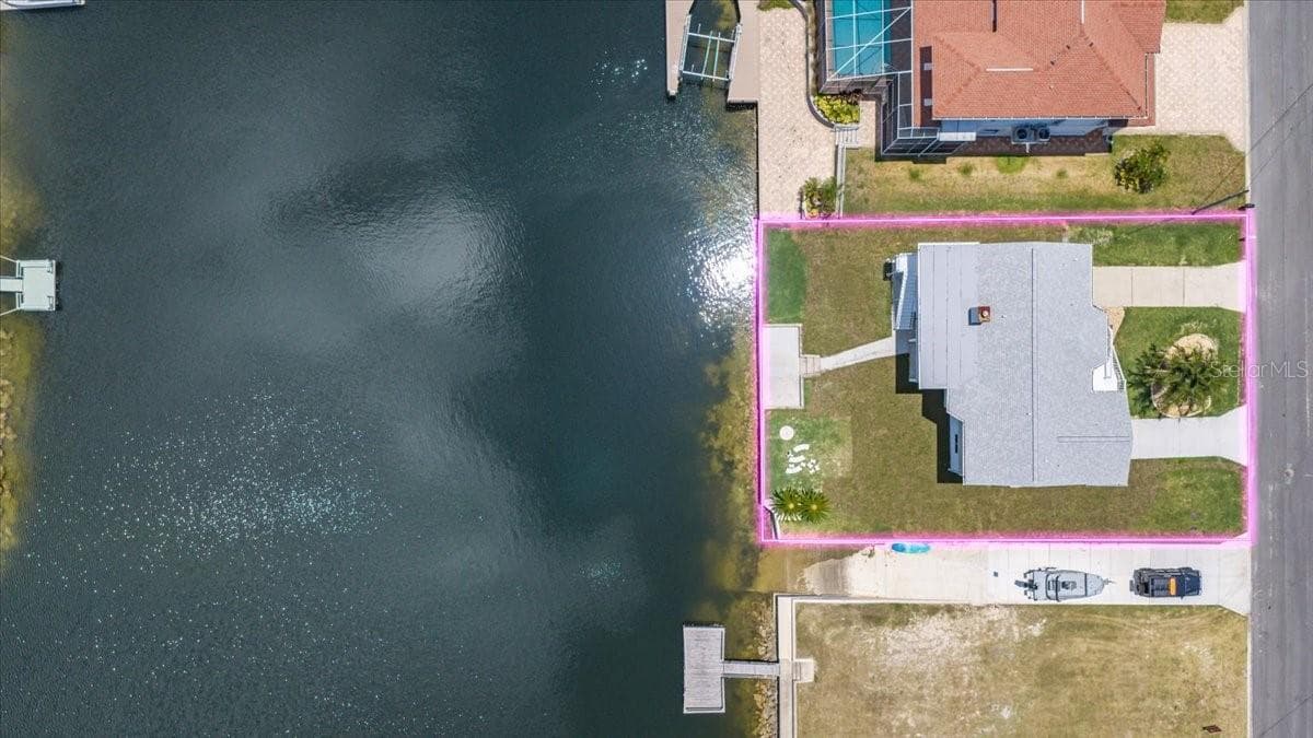 4168 ORCHID DRIVE — photo 6 of 46