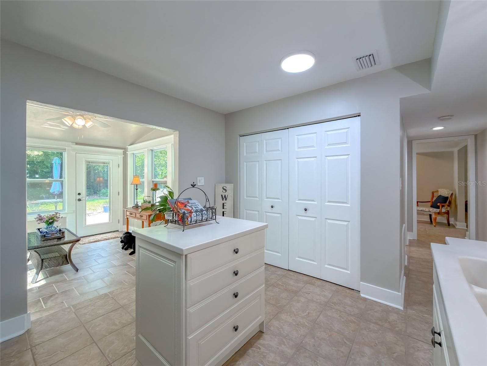 2210 WALL STREET — photo 14 of 61