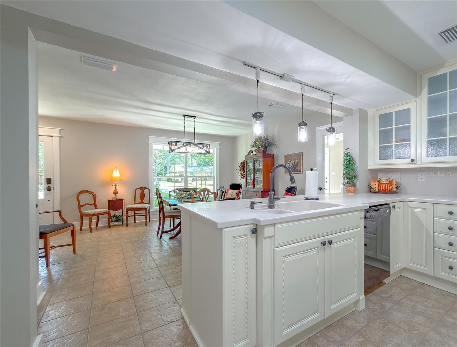 2210 WALL STREET — photo 16 of 61