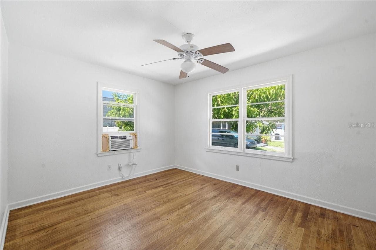 1197 GROVE STREET — photo 16 of 39