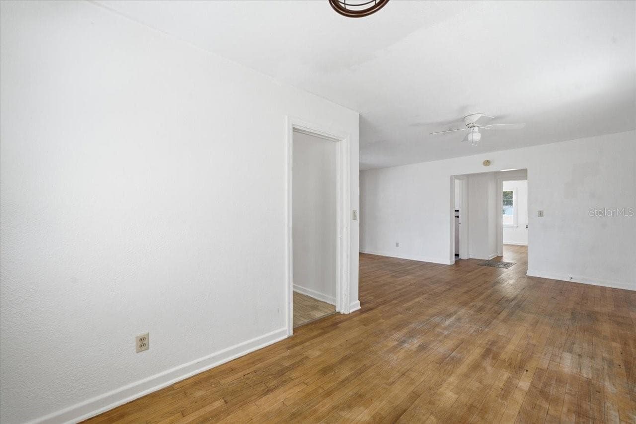 1197 GROVE STREET — photo 14 of 39