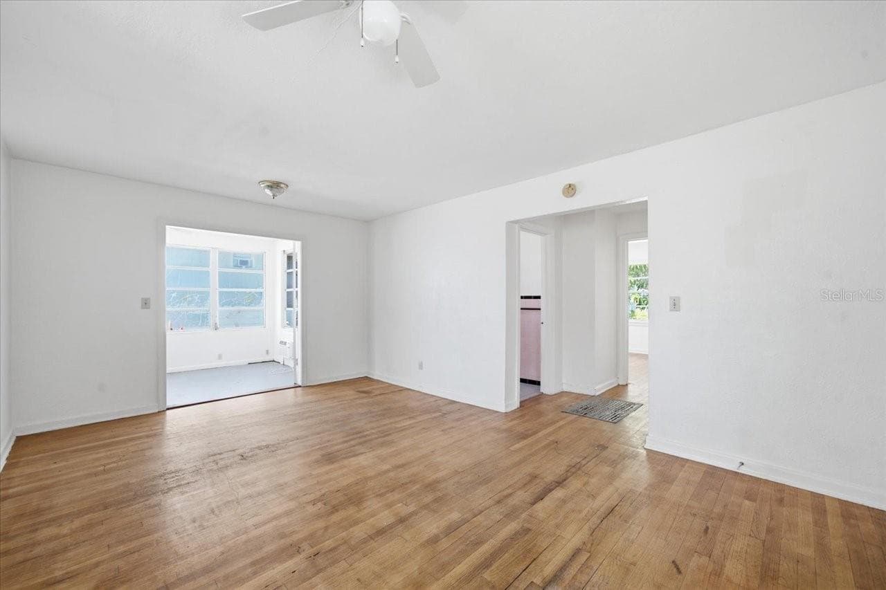 1197 GROVE STREET — photo 11 of 39