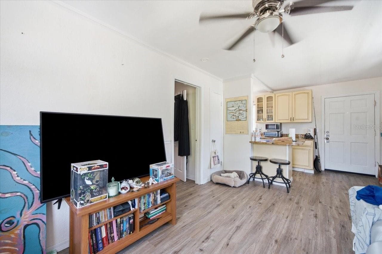 1197 GROVE STREET — photo 33 of 39
