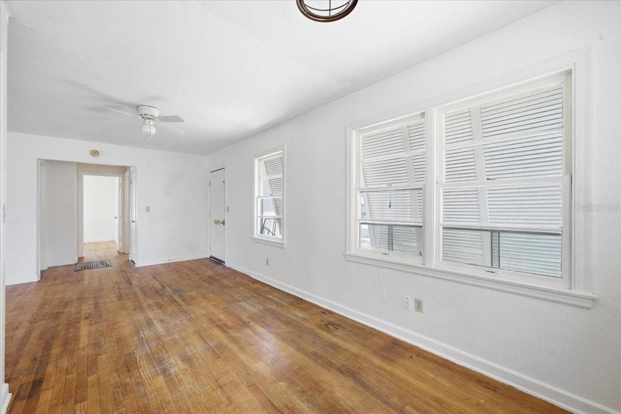 1197 GROVE STREET — photo 15 of 39