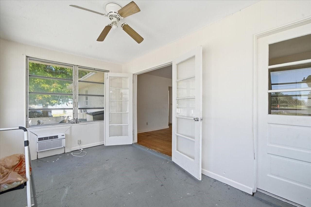 1197 GROVE STREET — photo 8 of 39