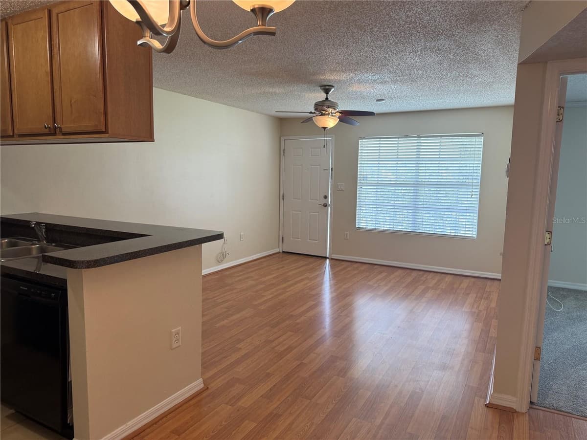 220 LAKE PARSONS GREEN — photo 21 of 31