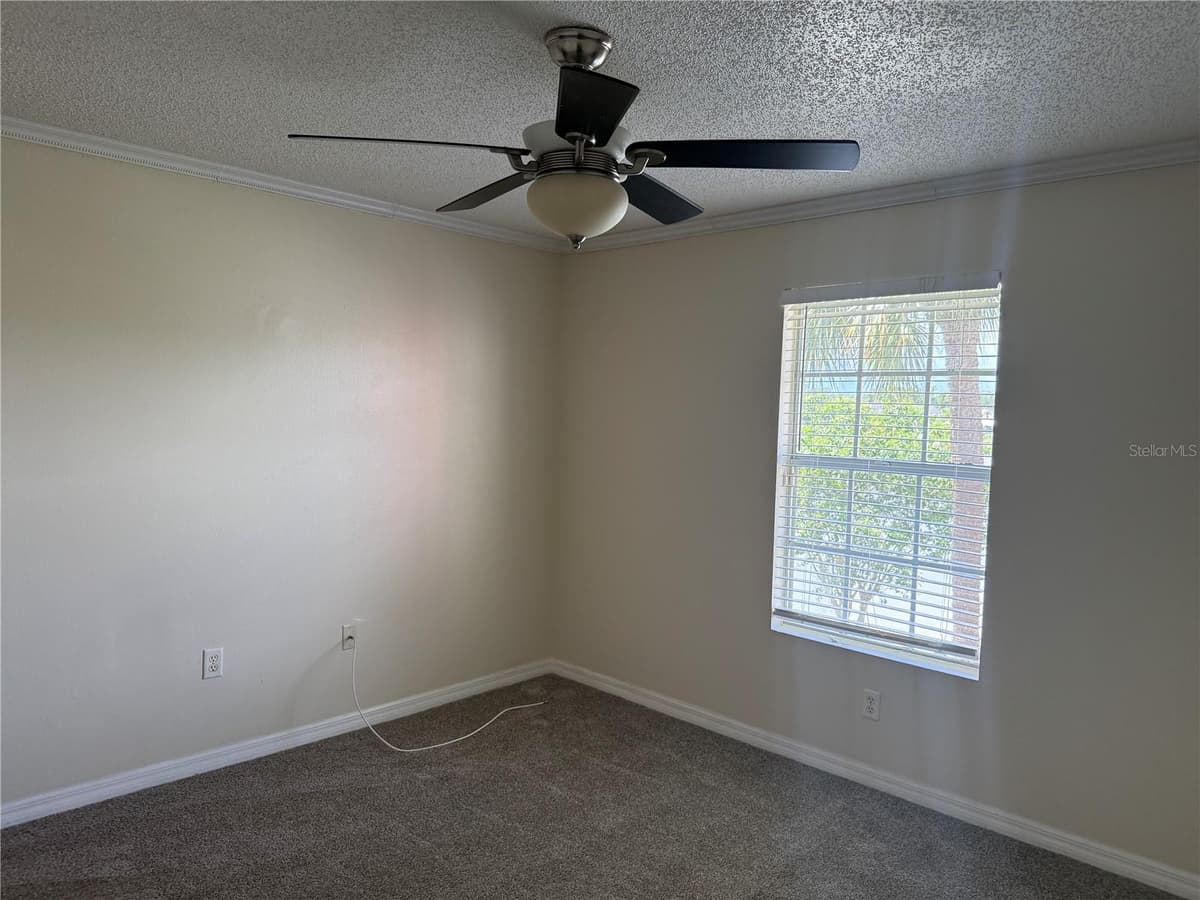 220 LAKE PARSONS GREEN — photo 15 of 31