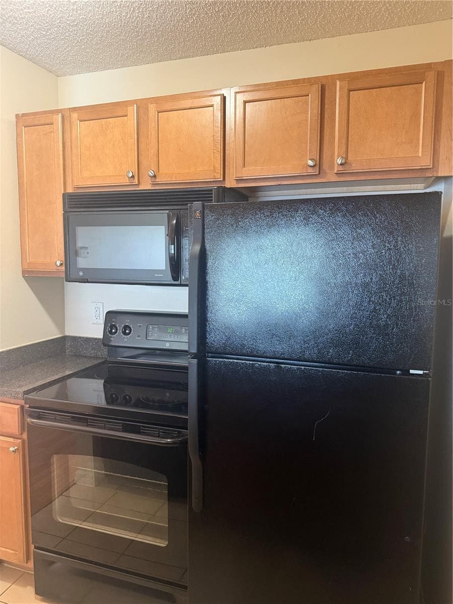 220 LAKE PARSONS GREEN — photo 10 of 31