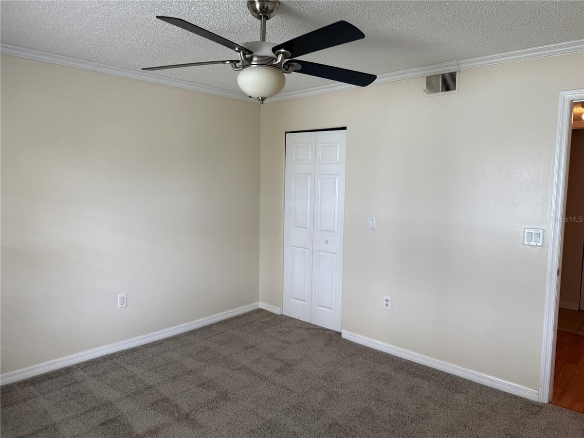 220 LAKE PARSONS GREEN — photo 17 of 31