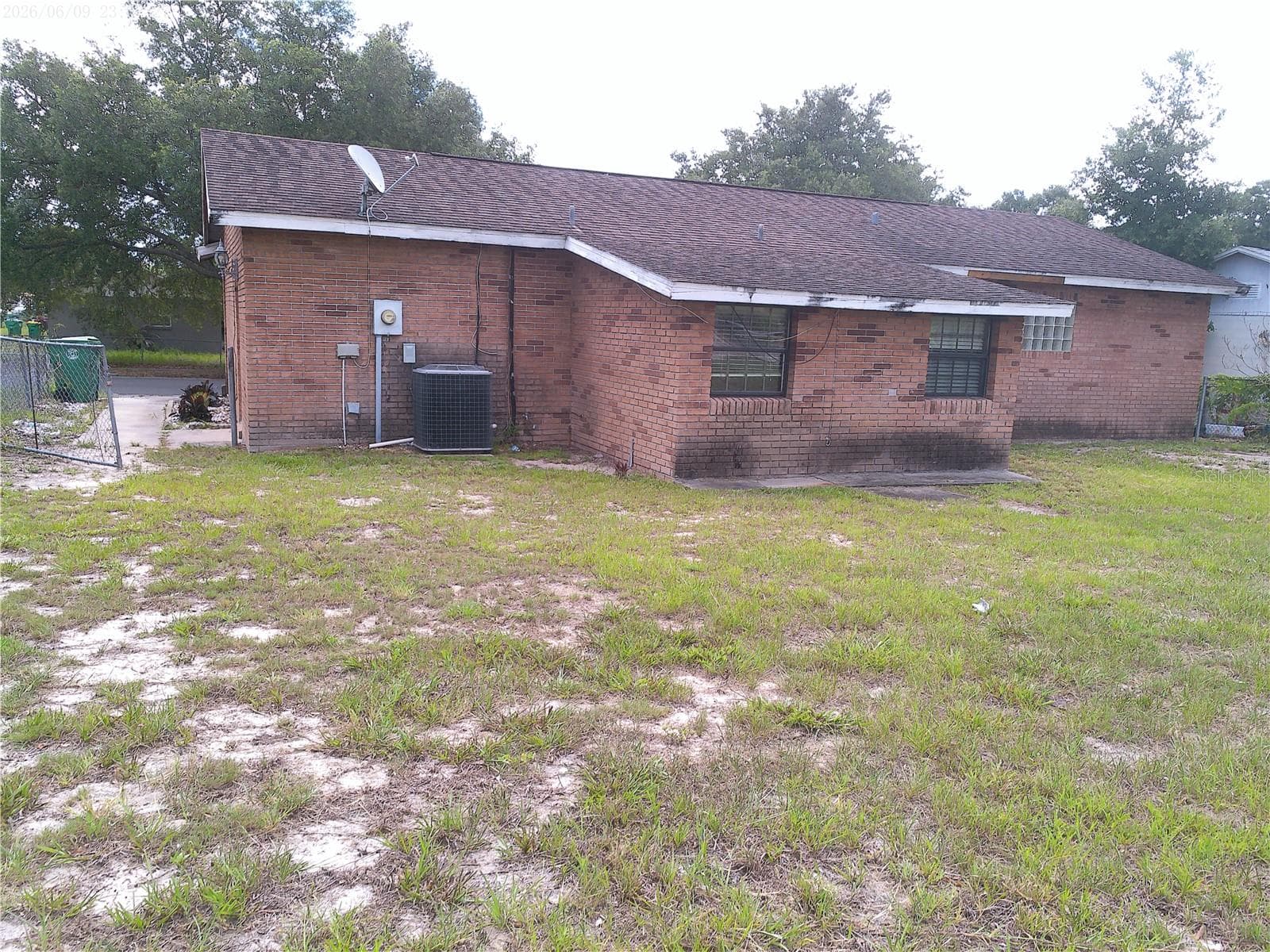 912 OAKHURST DRIVE — photo 12 of 12