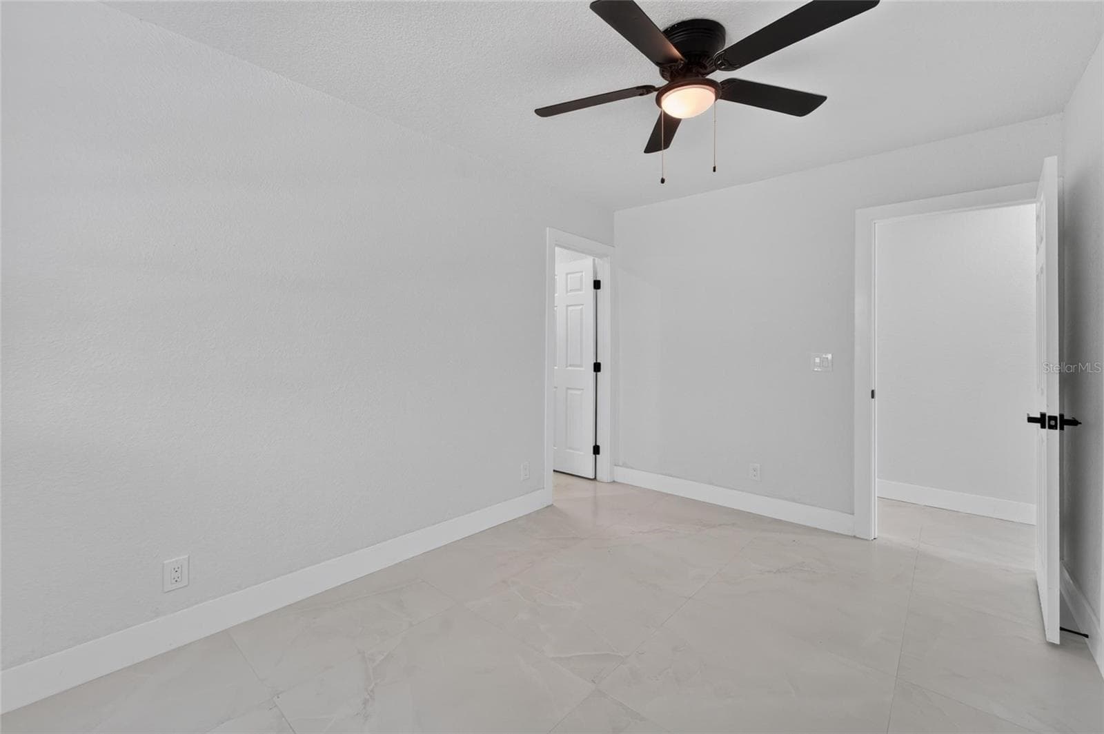608 ECHO DRIVE — photo 31 of 92