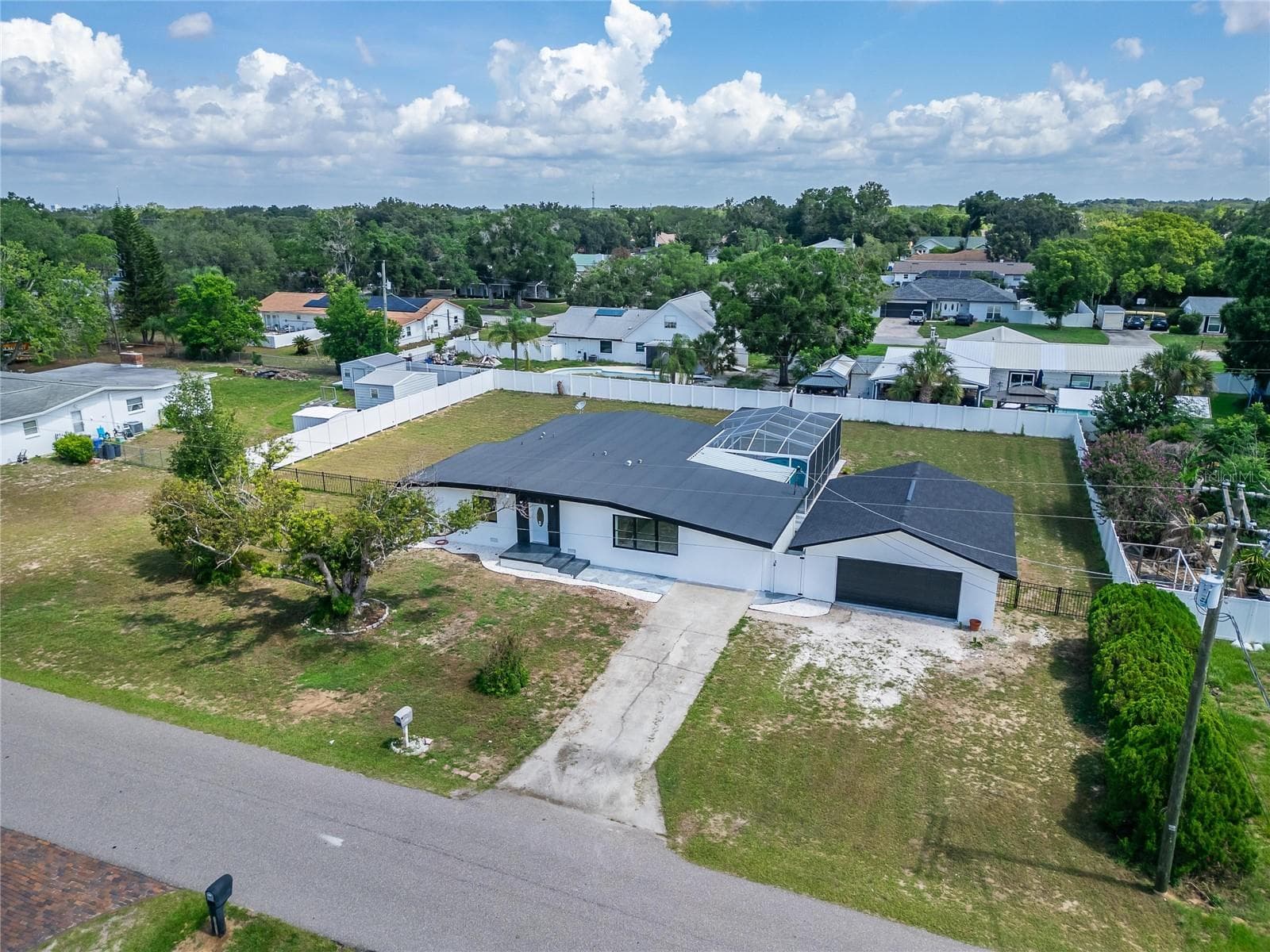 608 ECHO DRIVE — photo 59 of 92
