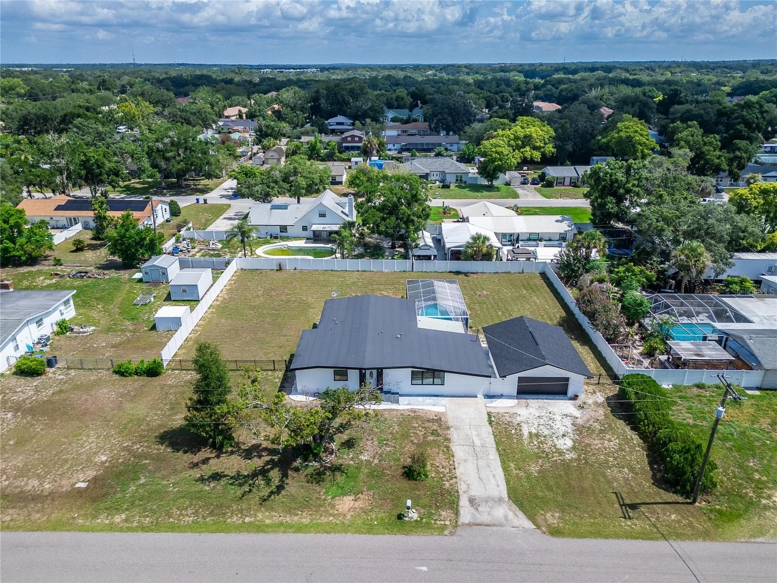 608 ECHO DRIVE — photo 60 of 92