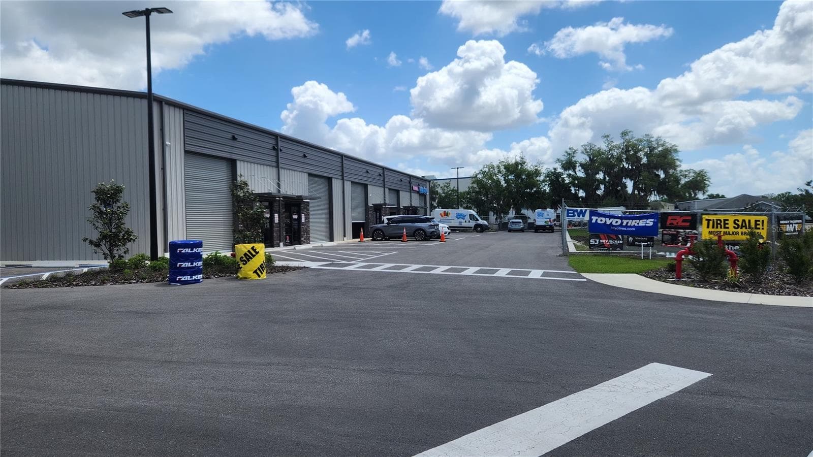 1800 CORPORATE CENTER LANE — photo 4 of 5