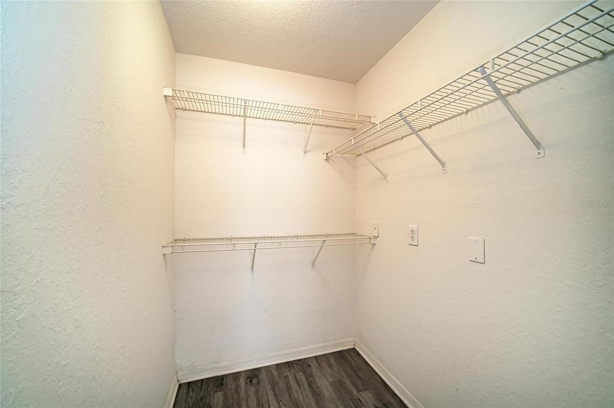 8932 MANOR LOOP — photo 27 of 49