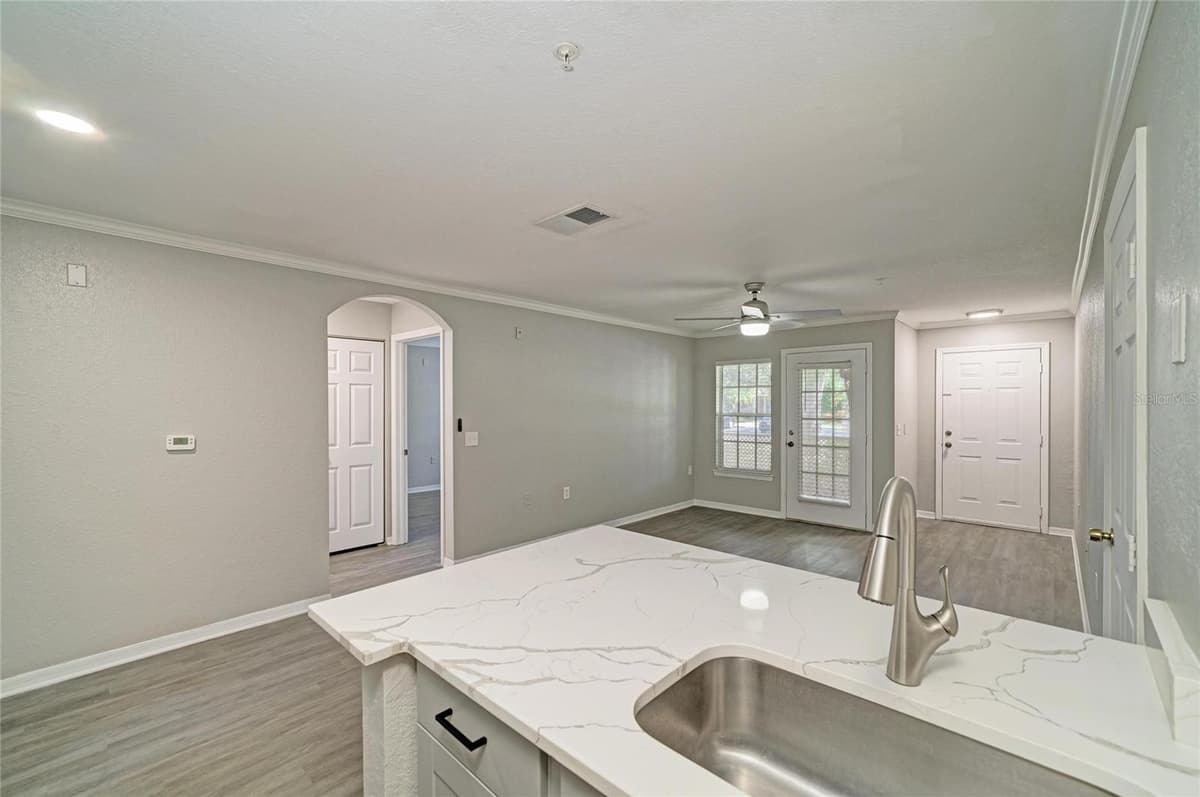 8932 MANOR LOOP — photo 21 of 49