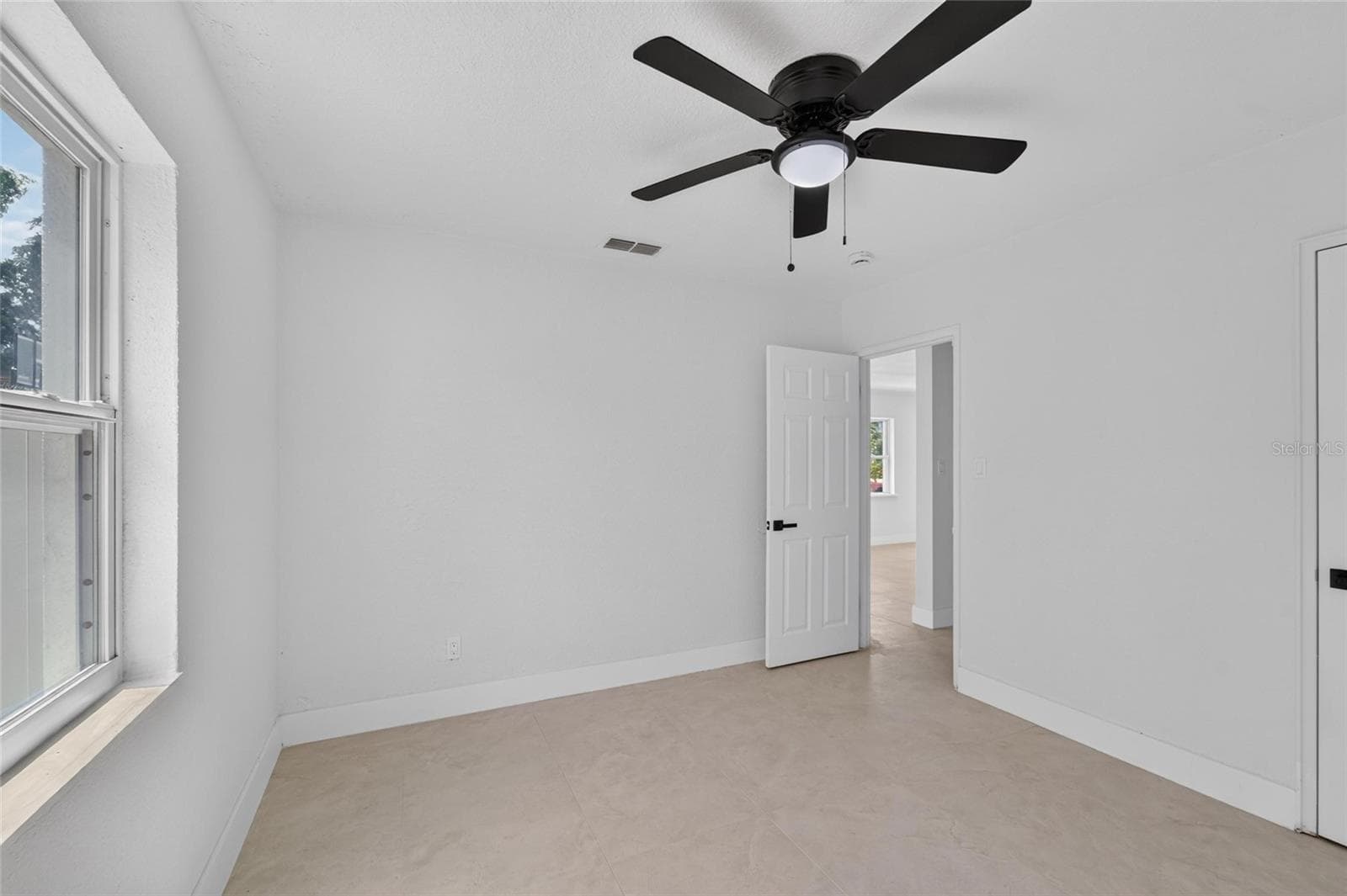 4711 LAWN AVENUE — photo 47 of 75
