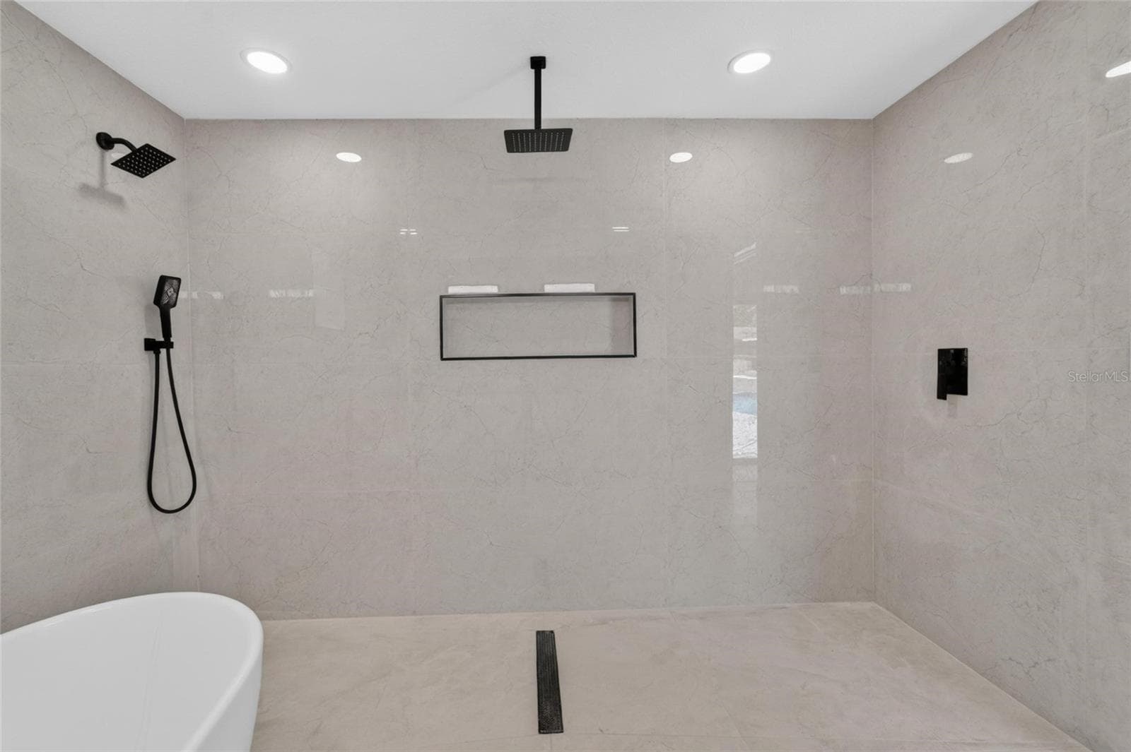 4711 LAWN AVENUE — photo 34 of 75