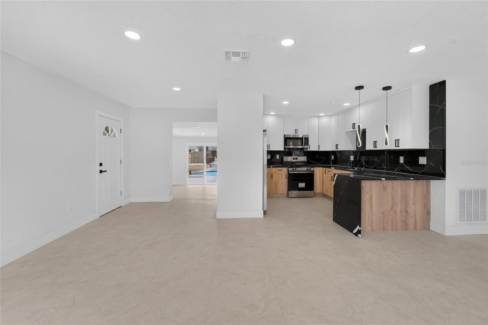 4711 LAWN AVENUE — photo 15 of 75