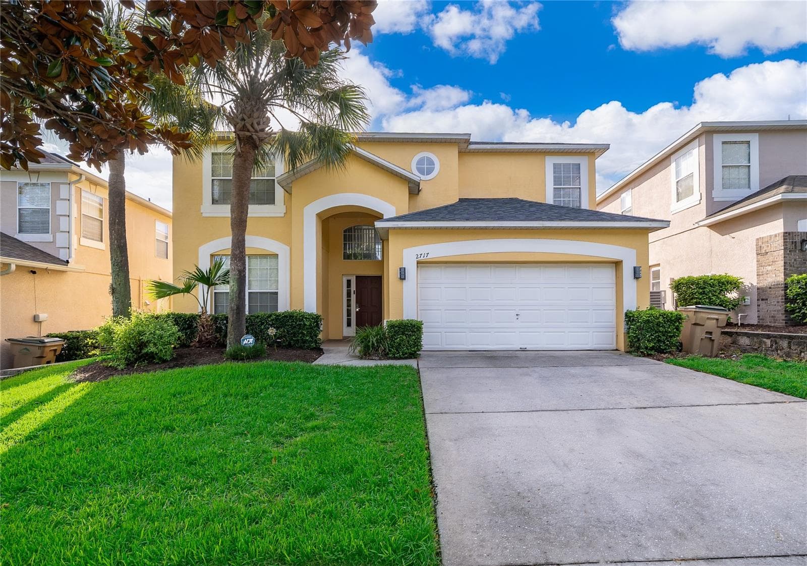 2717 FIESTA KEY DRIVE — photo 1 of 36
