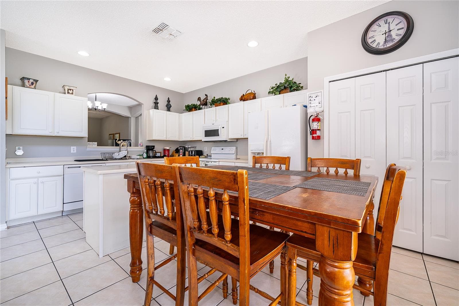 2717 FIESTA KEY DRIVE — photo 13 of 36
