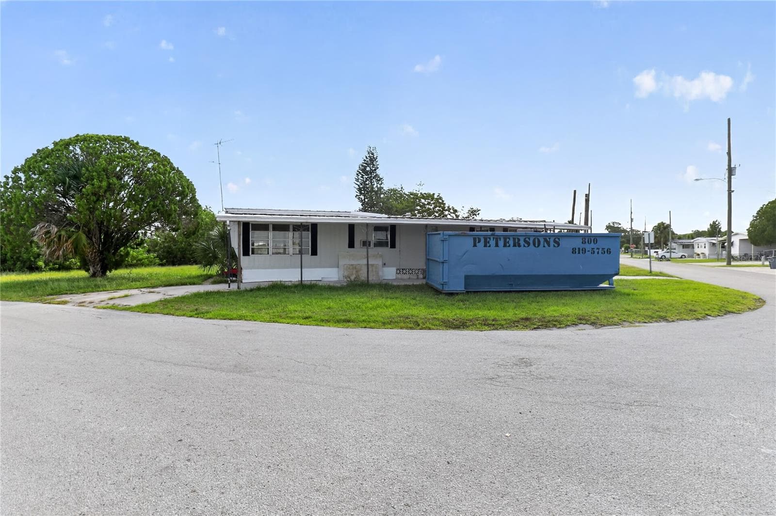 6639 TOWER DRIVE — photo 31 of 33