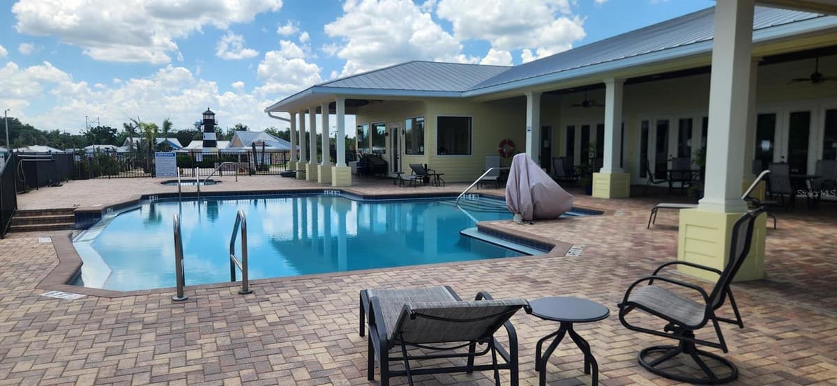 3316 FISH HAWK DR — photo 14 of 24