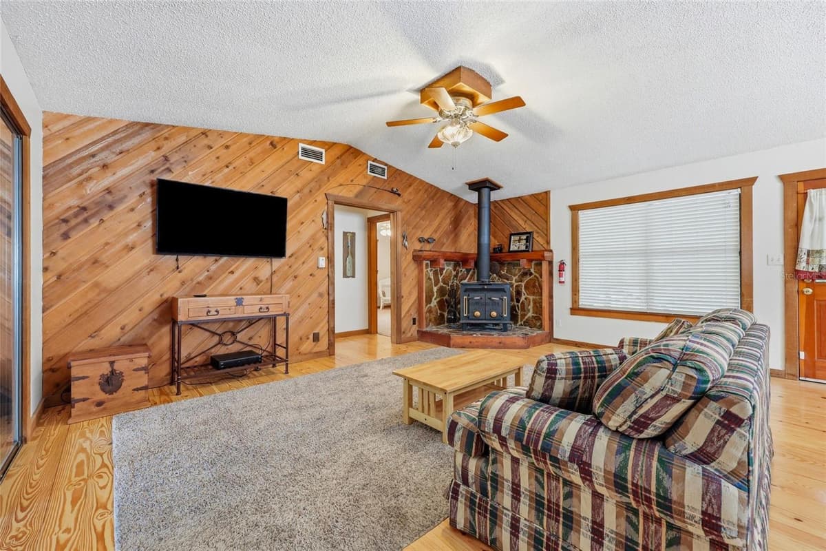 470 SANTA FE DRIVE — photo 24 of 59