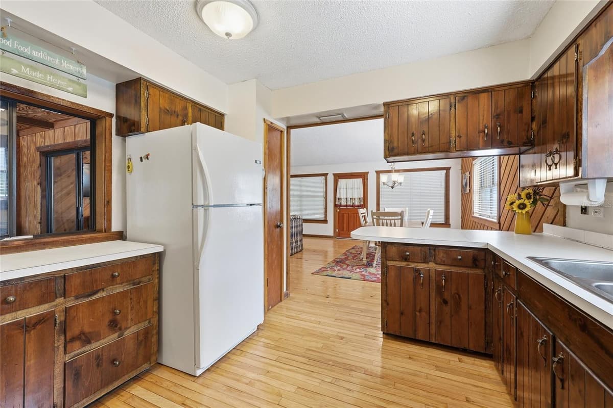 470 SANTA FE DRIVE — photo 28 of 59